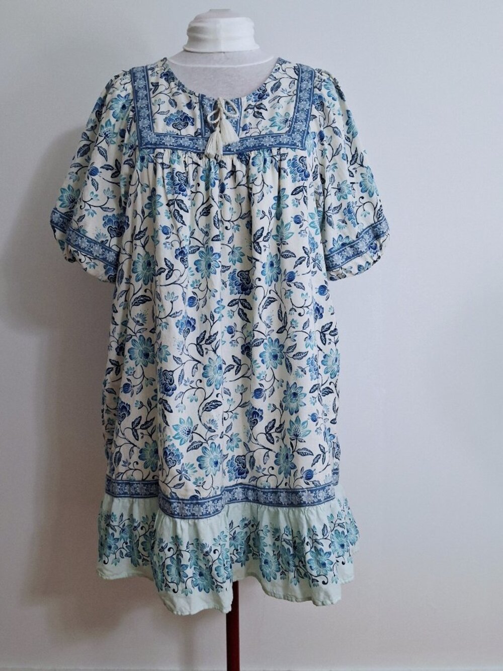 Old Navy Sz XL Cute Babydoll Blue Blossoms Floral Mixed Print Relax Fit Dress